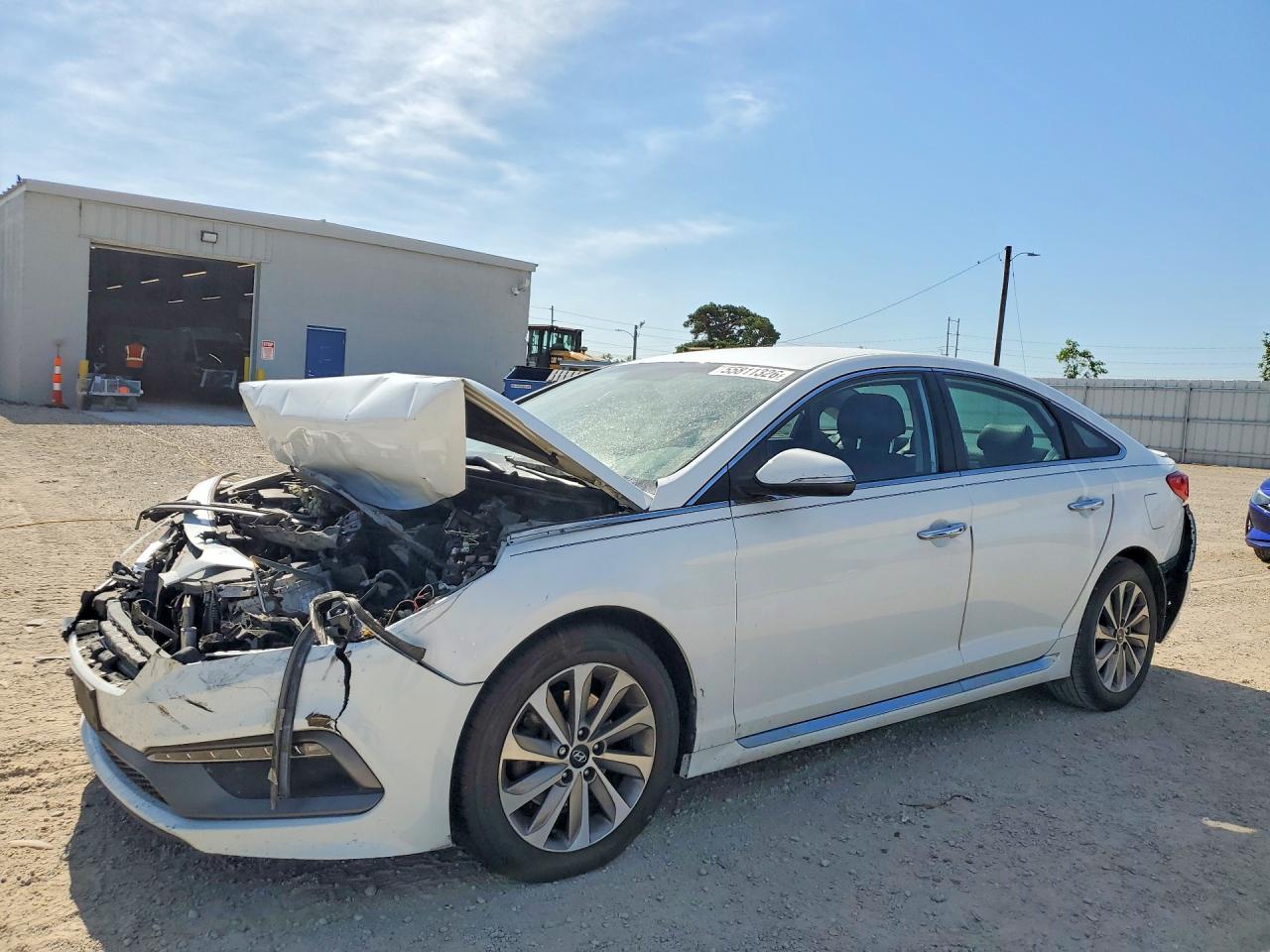 Salvage Hyundai SONATA Image