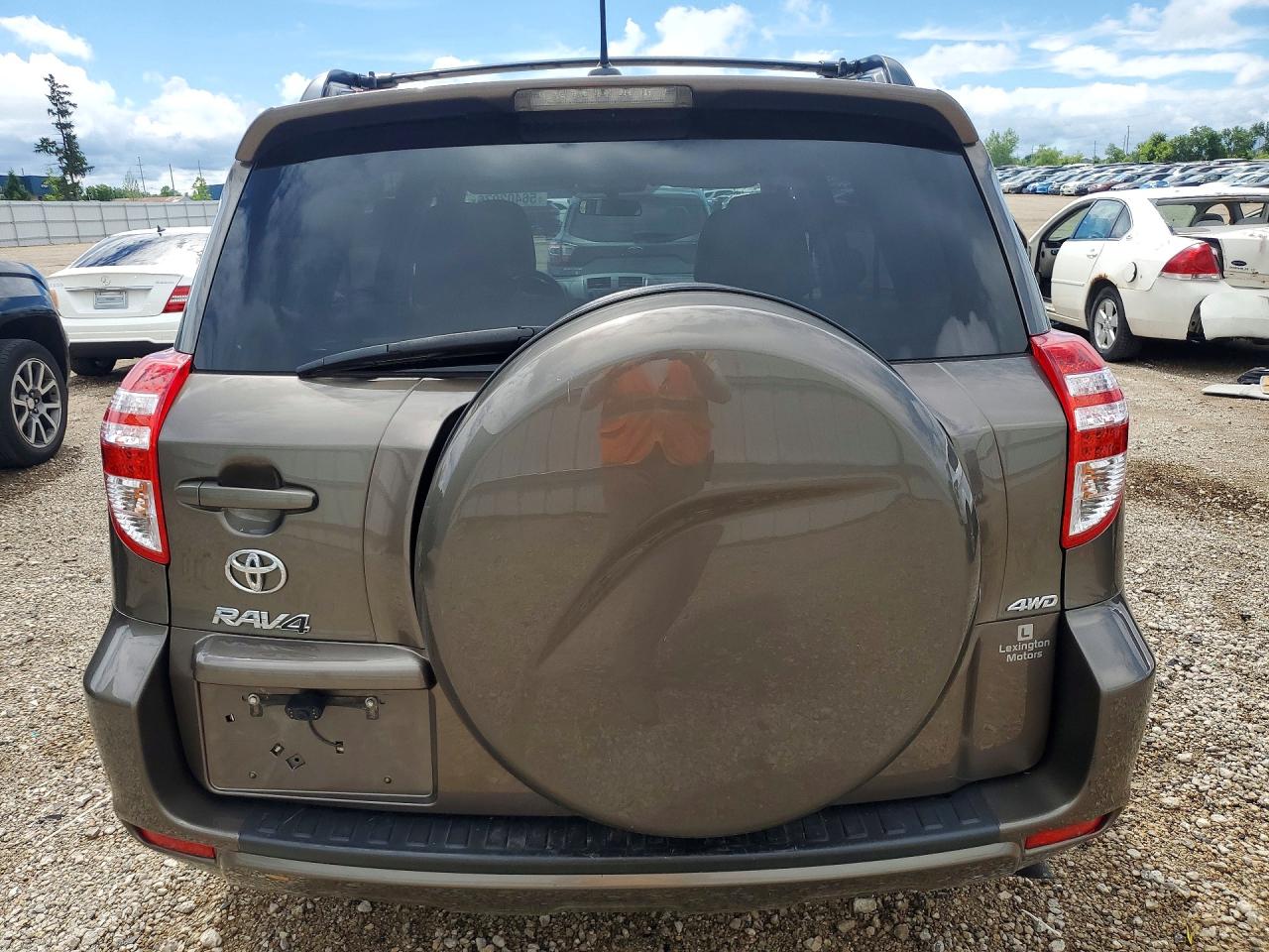 Toyota RAV4 Base