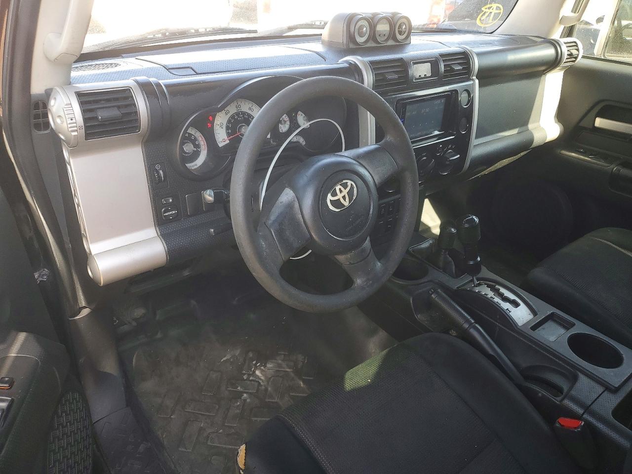 Toyota FJ Cruiser Base
