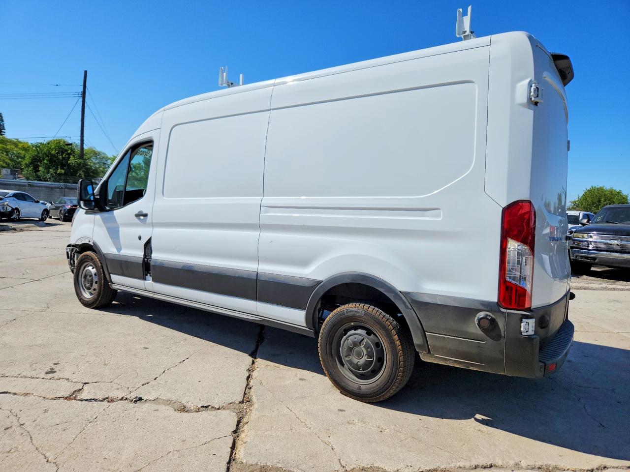 Ford Transit T-250
