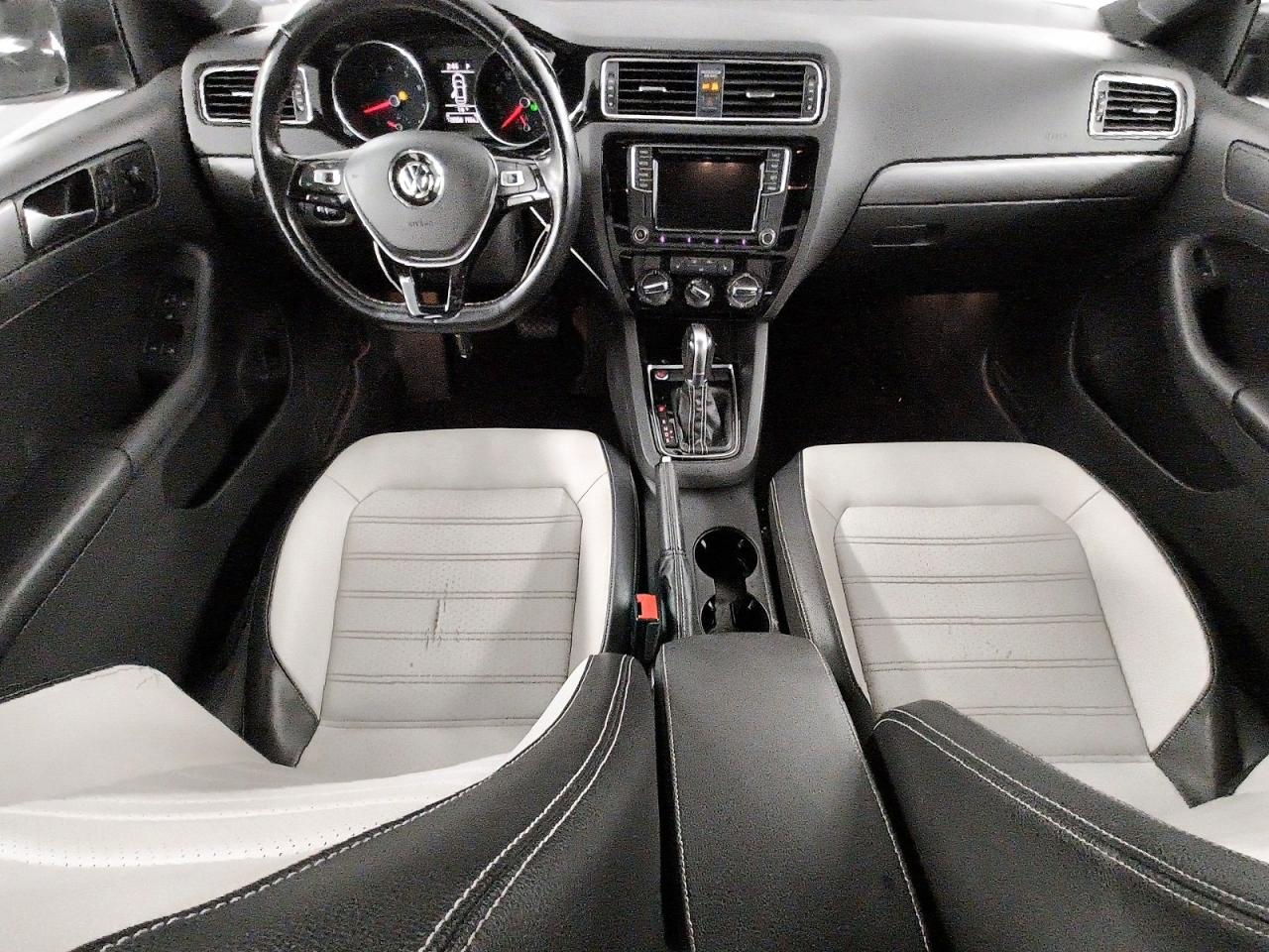 Volkswagen Jetta Sport