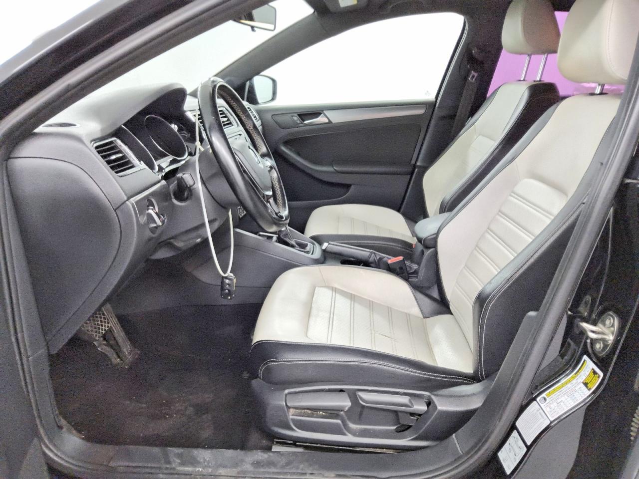 Volkswagen Jetta Sport