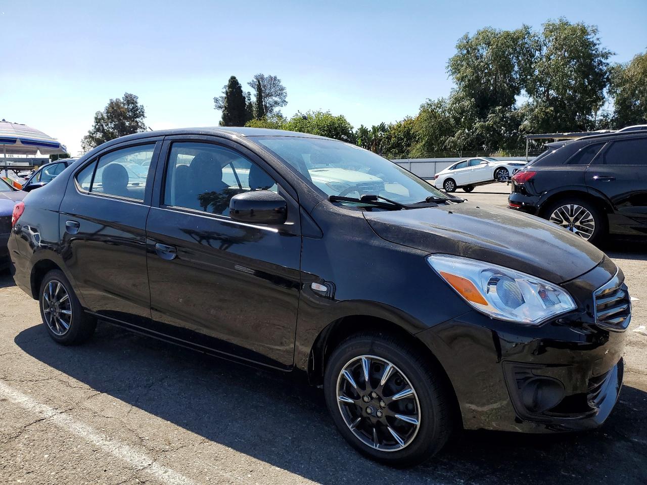 Mitsubishi Mirage G4 Es