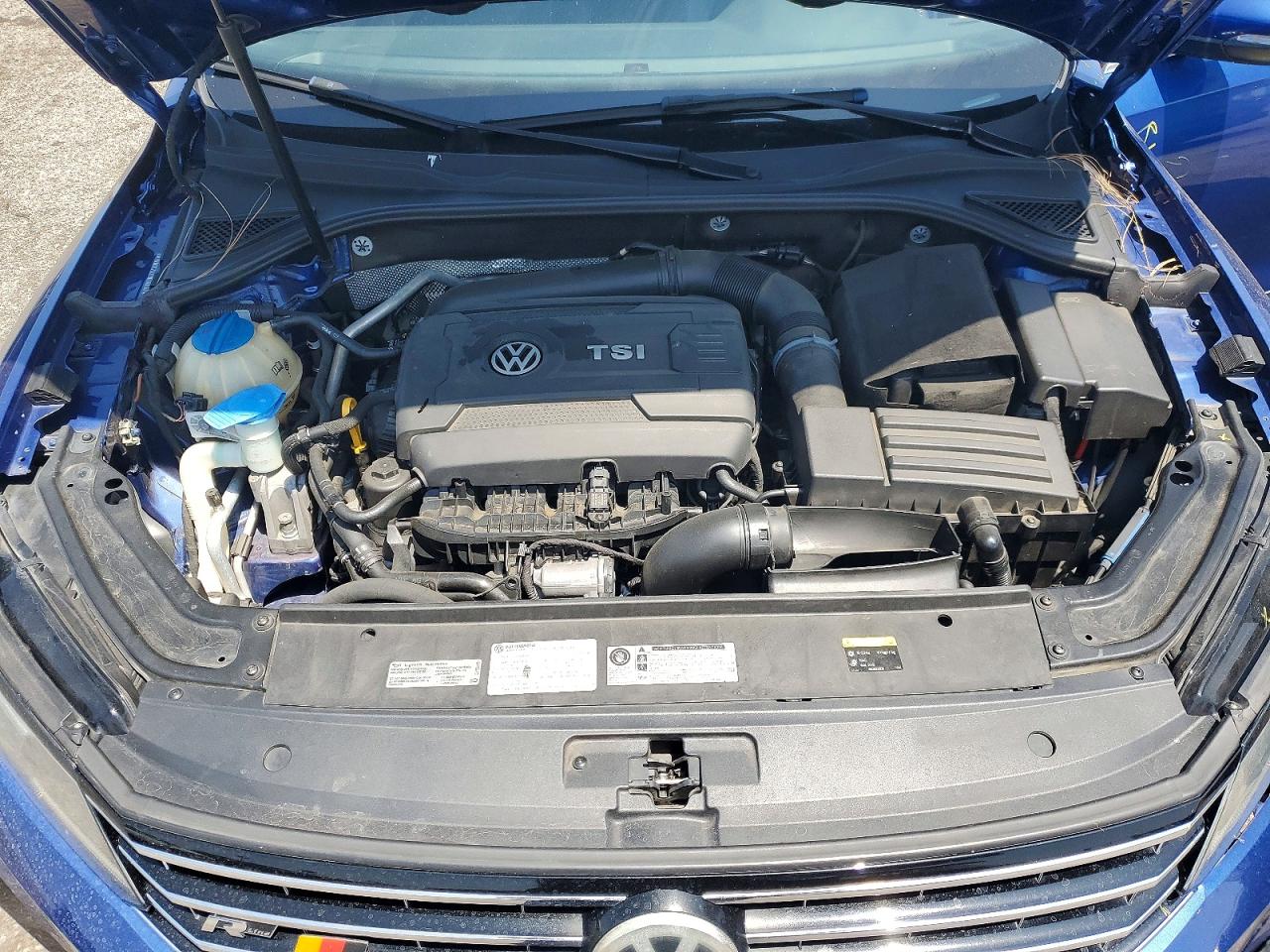 Volkswagen Passat R-line
