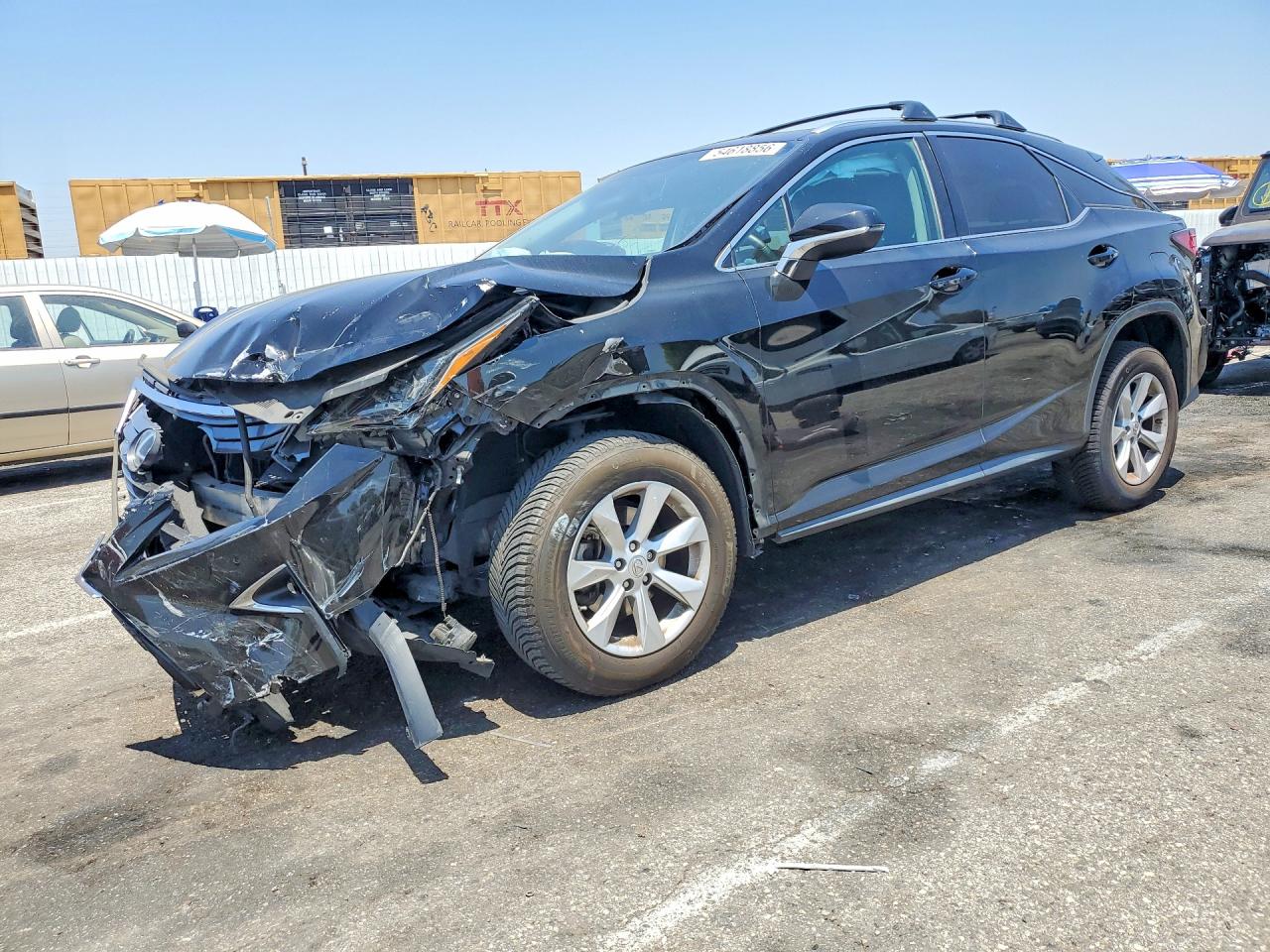 Salvage Lexus RX Image