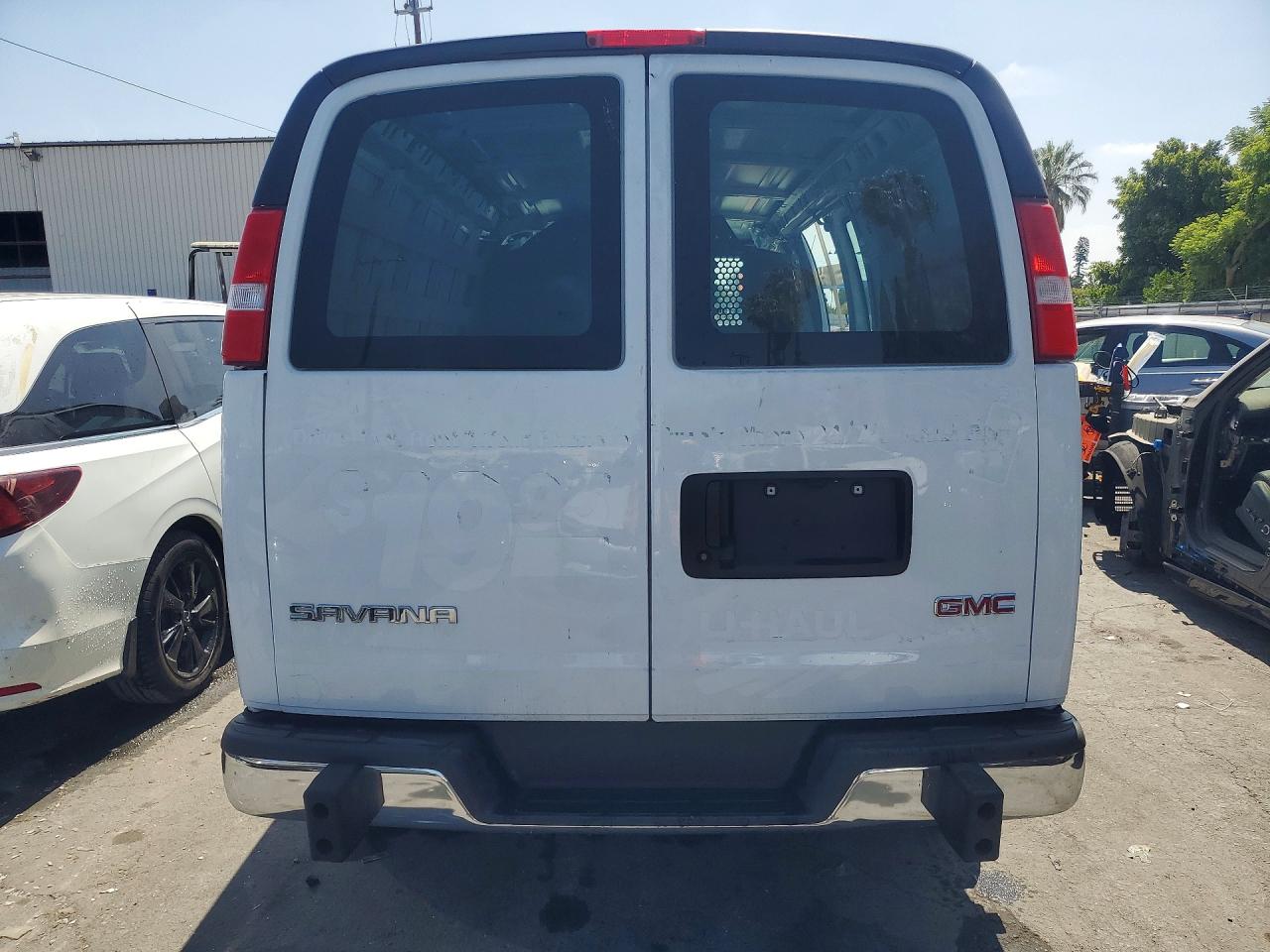 GMC Savana G2500