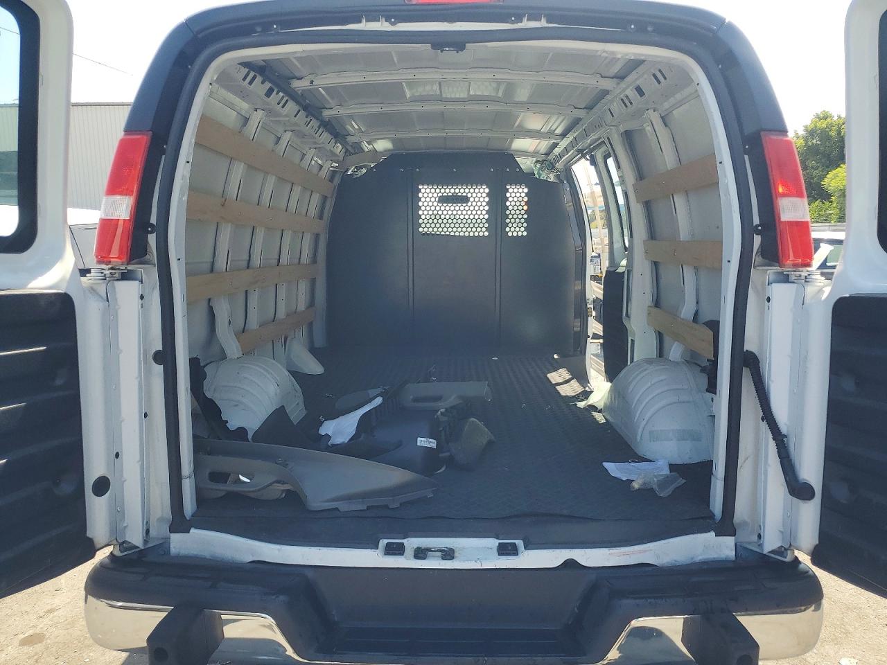 GMC Savana G2500
