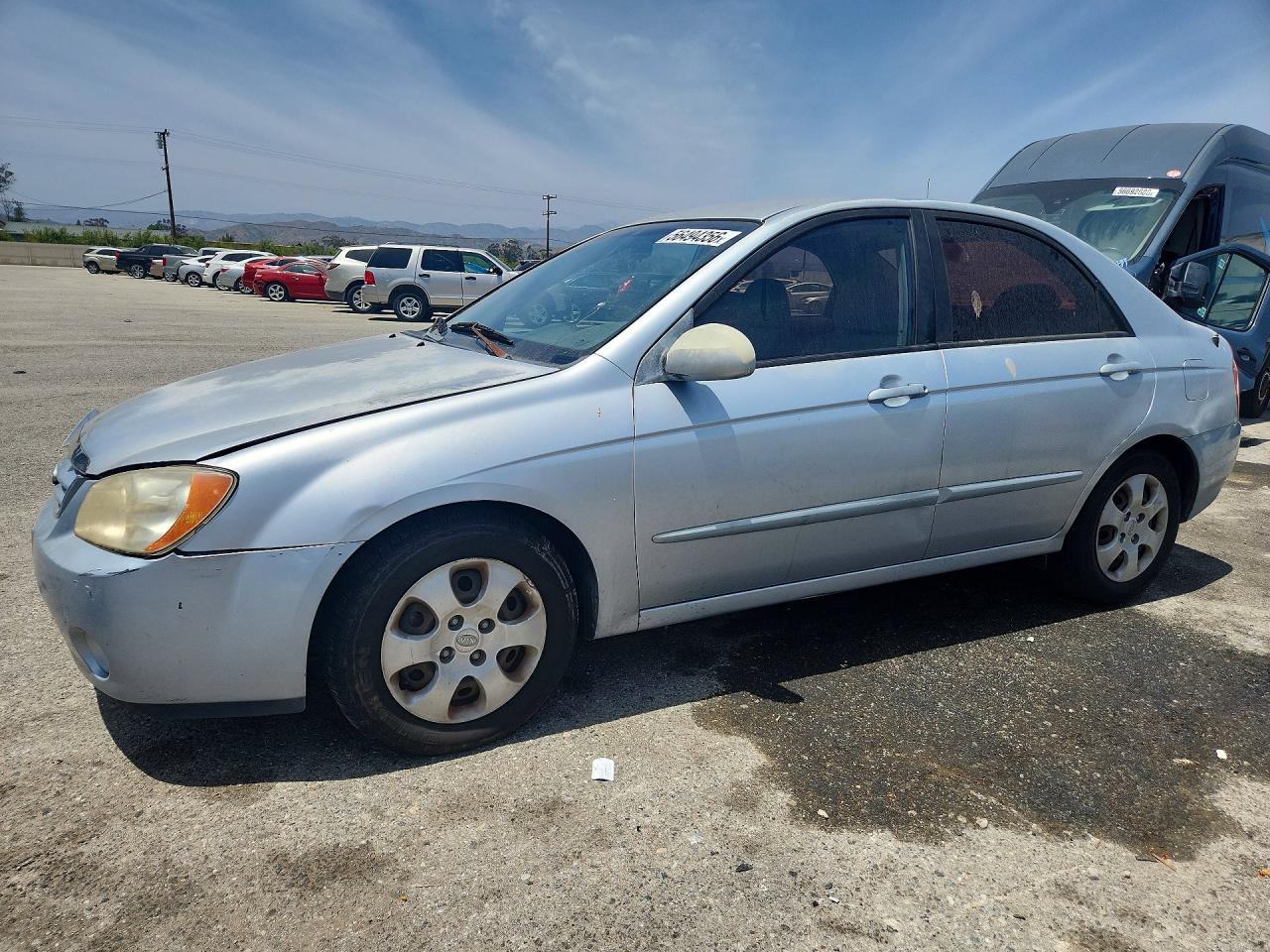 Salvage Kia Spectra Image