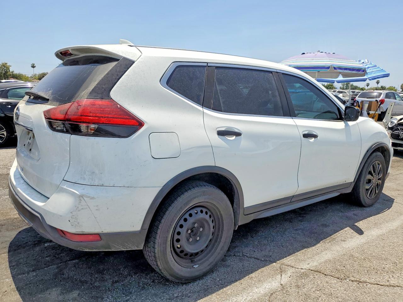 Nissan Rogue S