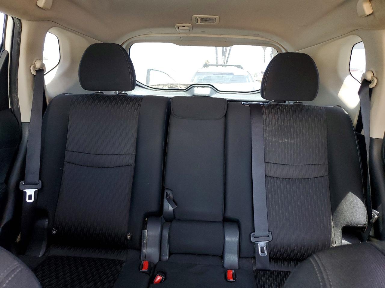 Nissan Rogue S