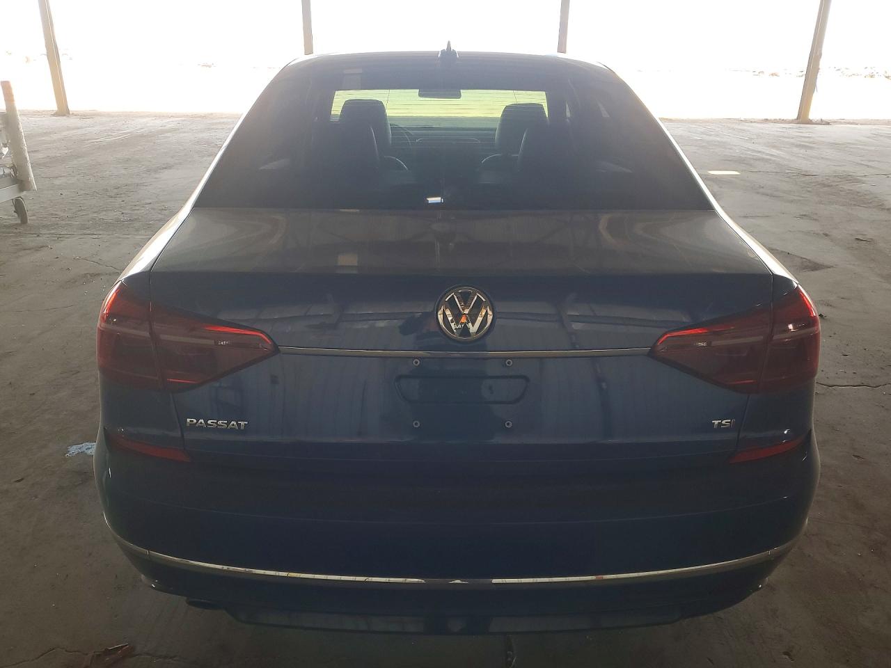 Volkswagen Passat R-line