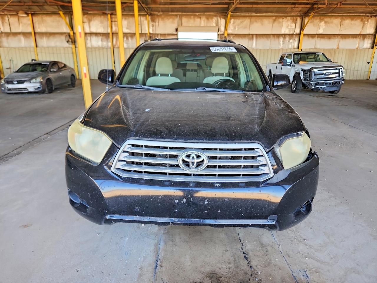 Toyota Highlander Base