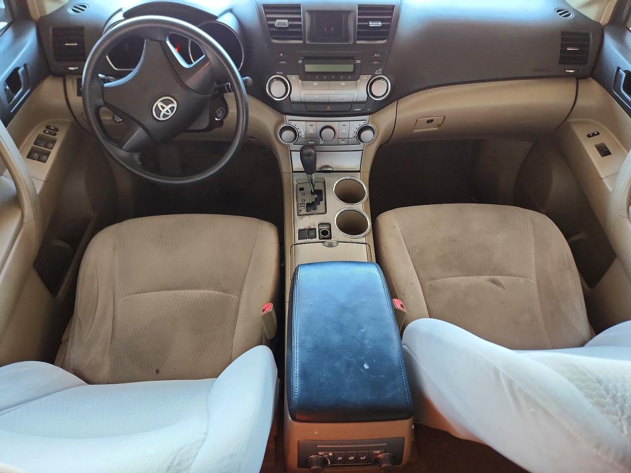 Toyota Highlander Base