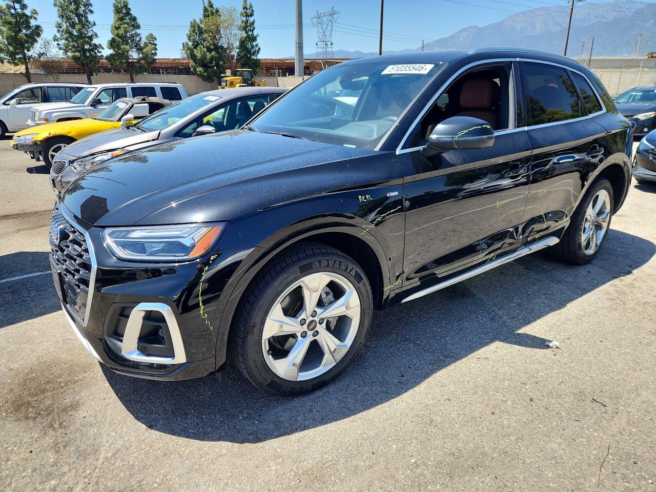 Salvage Audi Q5 Image