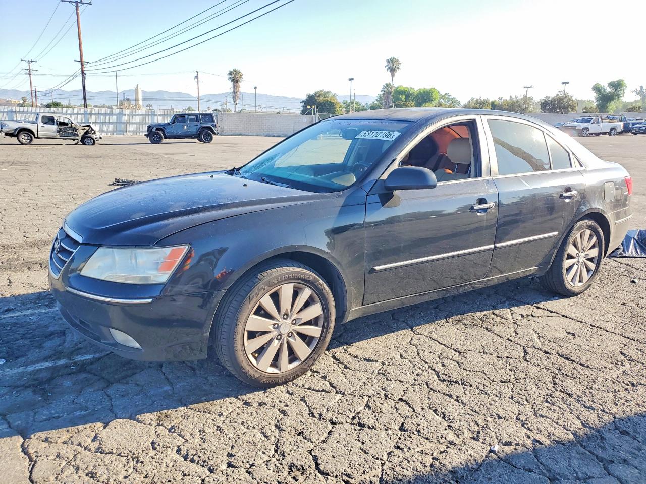 Salvage Hyundai SONATA Image