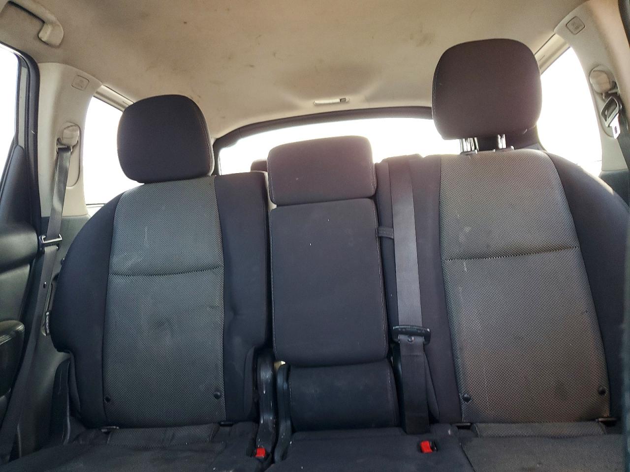 Nissan Pathfinder S