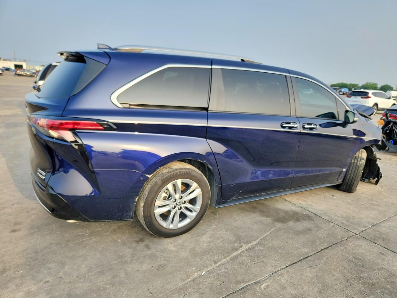 Toyota Sienna Limited 7-passenger