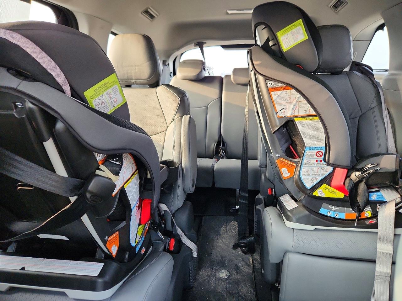 Toyota Sienna Limited 7-passenger