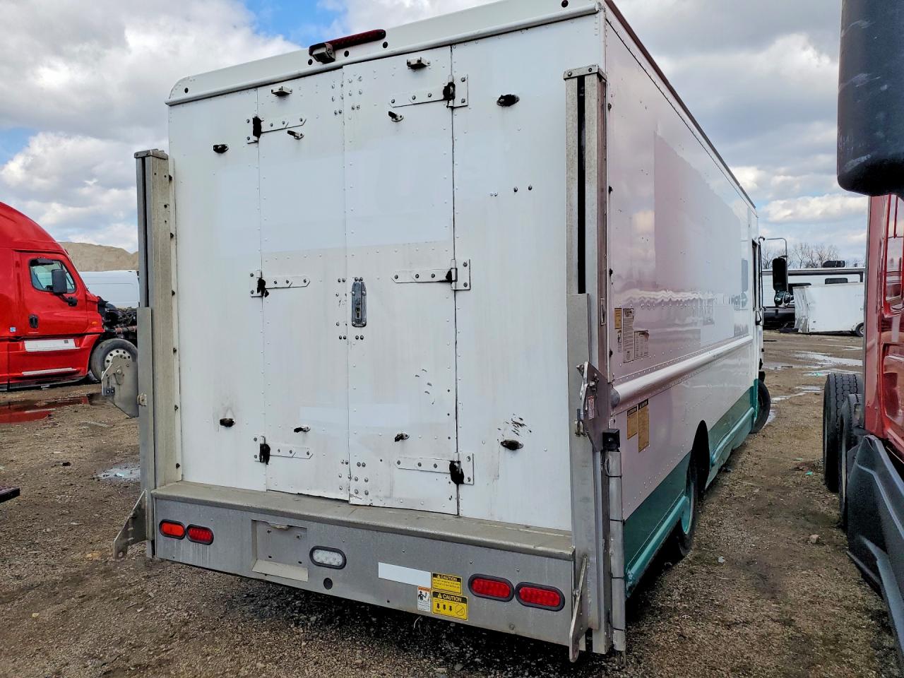 Workhorse W42
