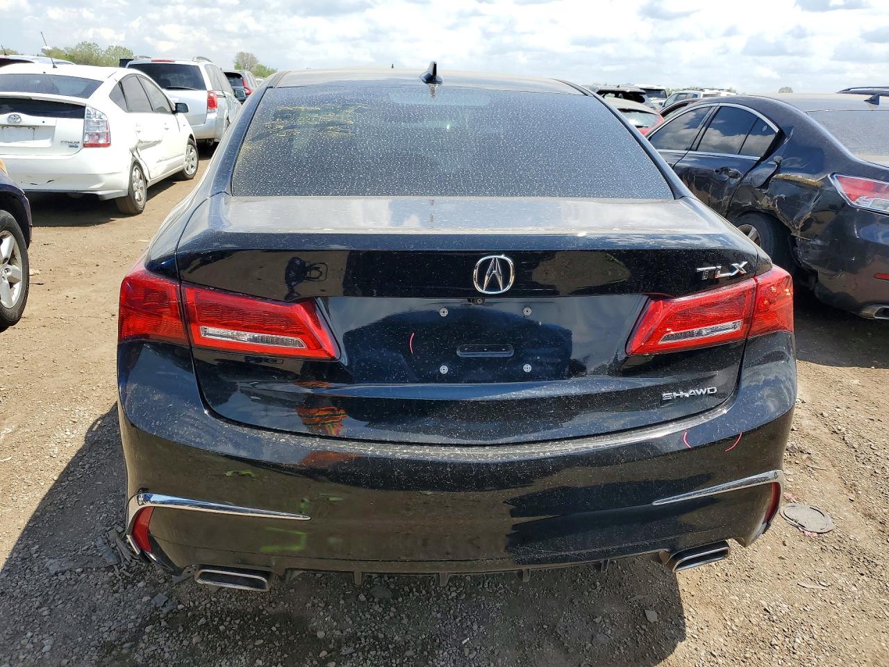 Acura TLX Technology