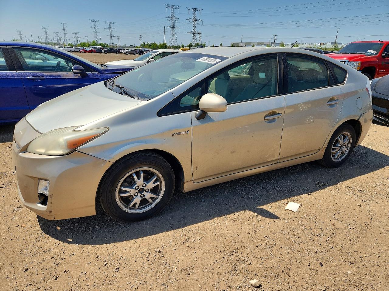 Salvage Toyota Prius Image