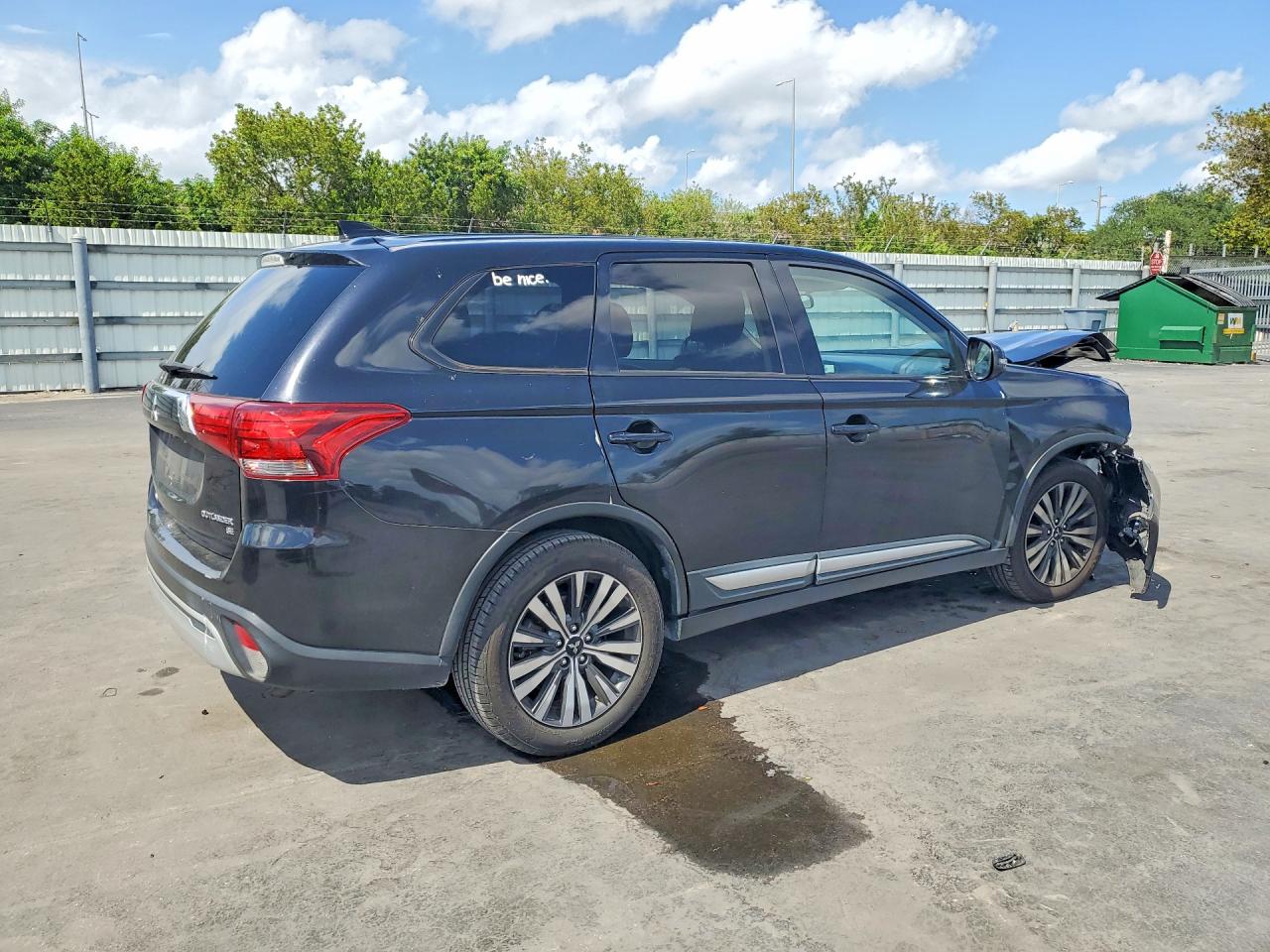 Mitsubishi Outlander Se