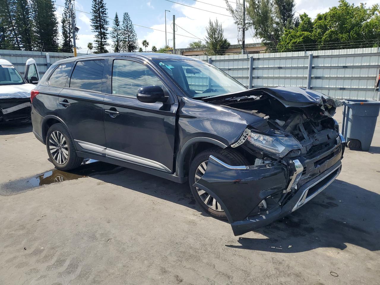 Mitsubishi Outlander Se