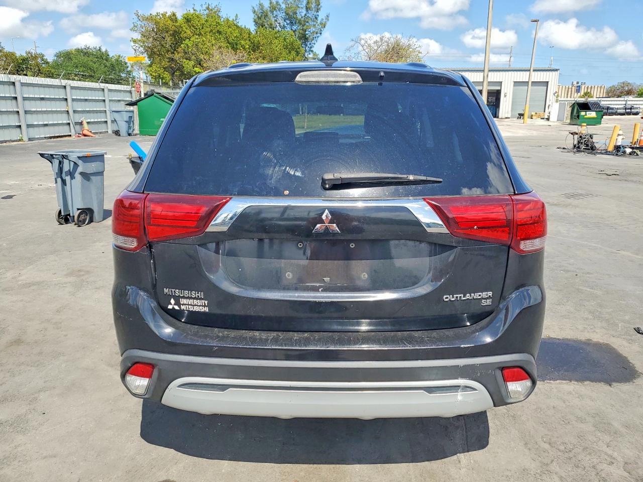 Mitsubishi Outlander Se
