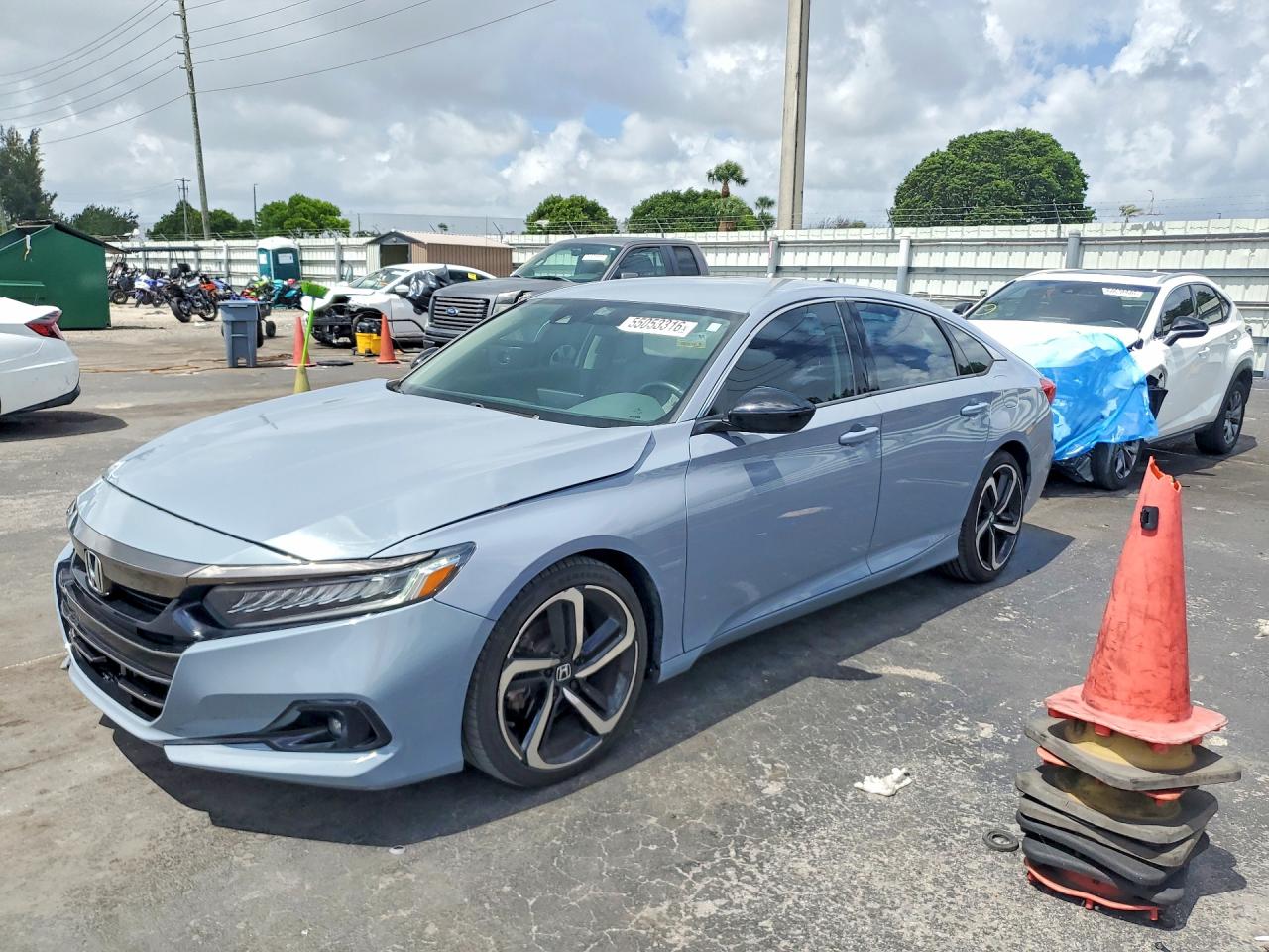 Salvage Honda Accord Image