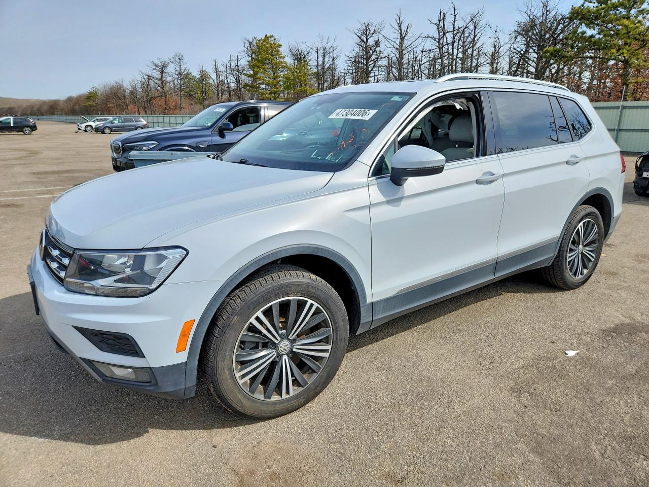 Salvage Volkswagen Tiguan Image