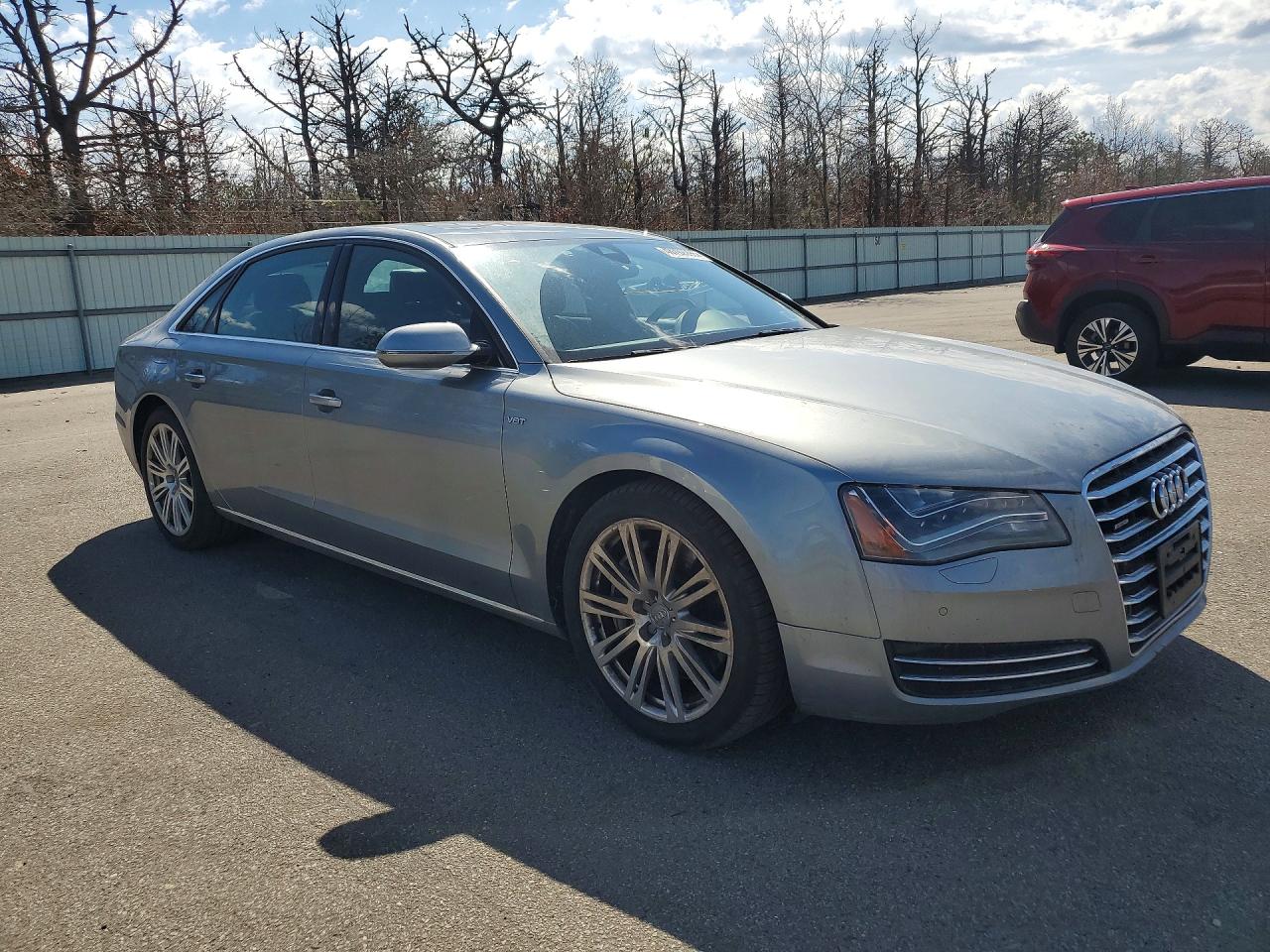 Audi A8 L Quattro