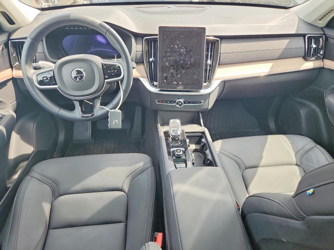 Volvo XC90 Plus