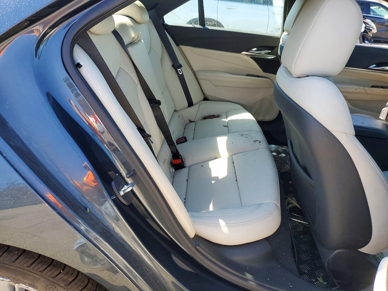 Cadillac CT4 Premium Luxury