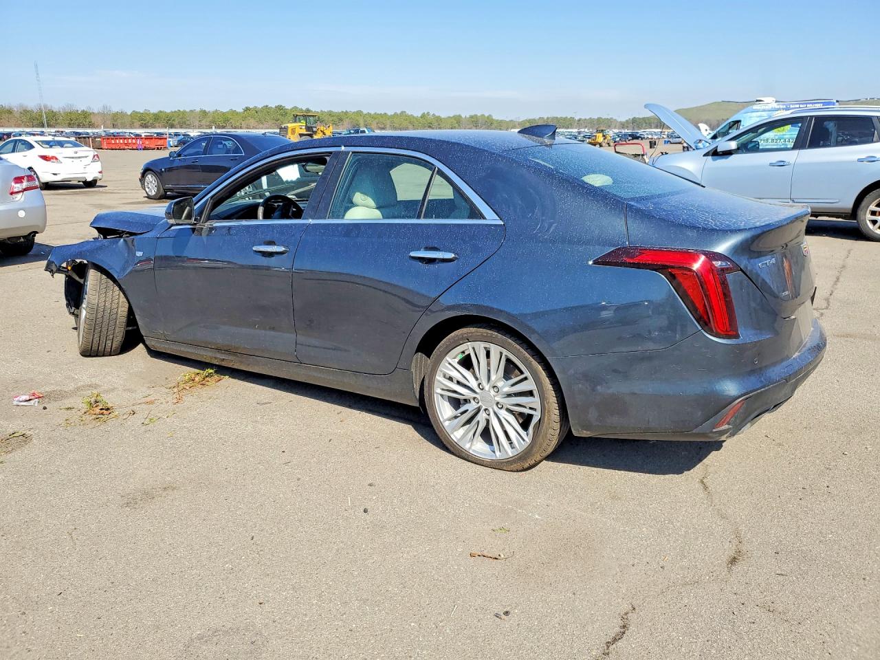 Cadillac CT4 Premium Luxury