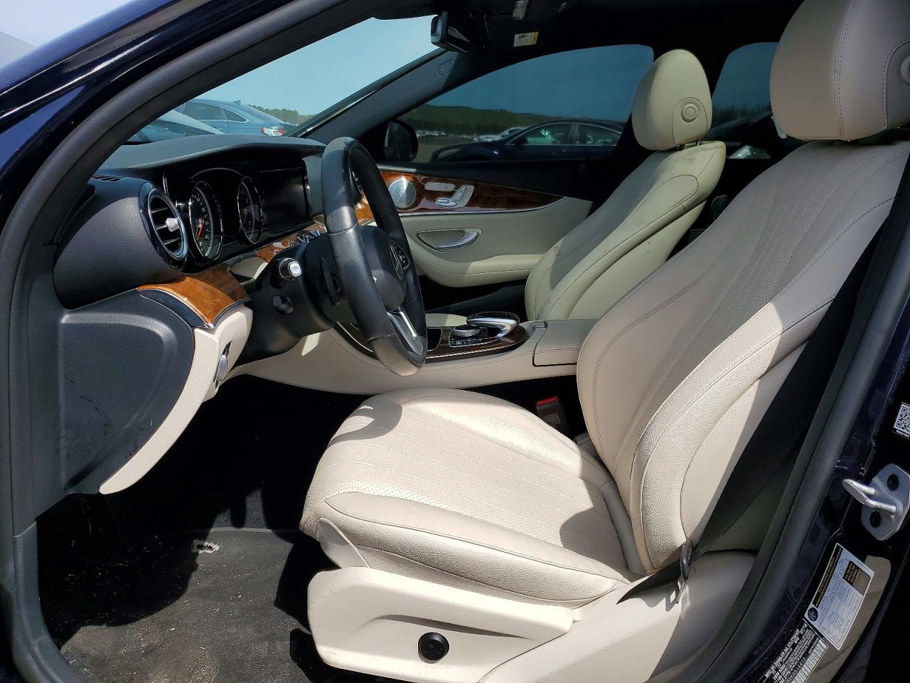 Mercedes-Benz E-Class 300 4matic