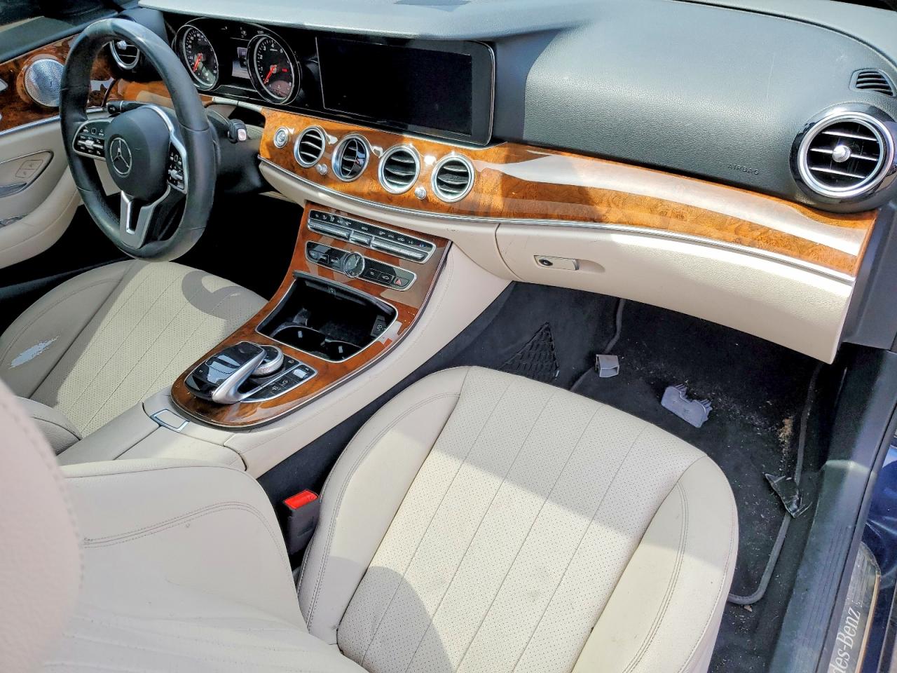 Mercedes-Benz E-Class 300 4matic