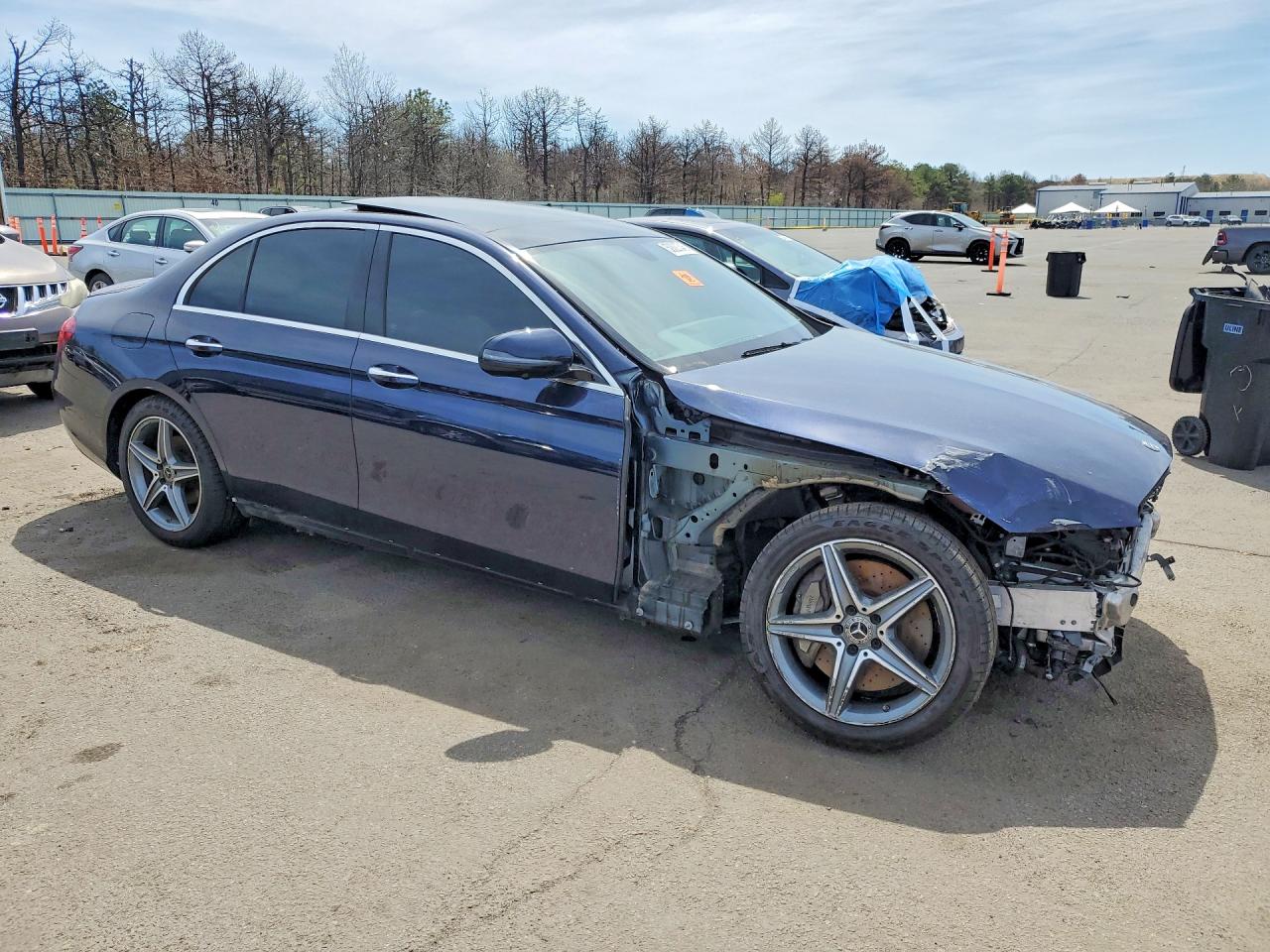Mercedes-Benz E-Class 300 4matic