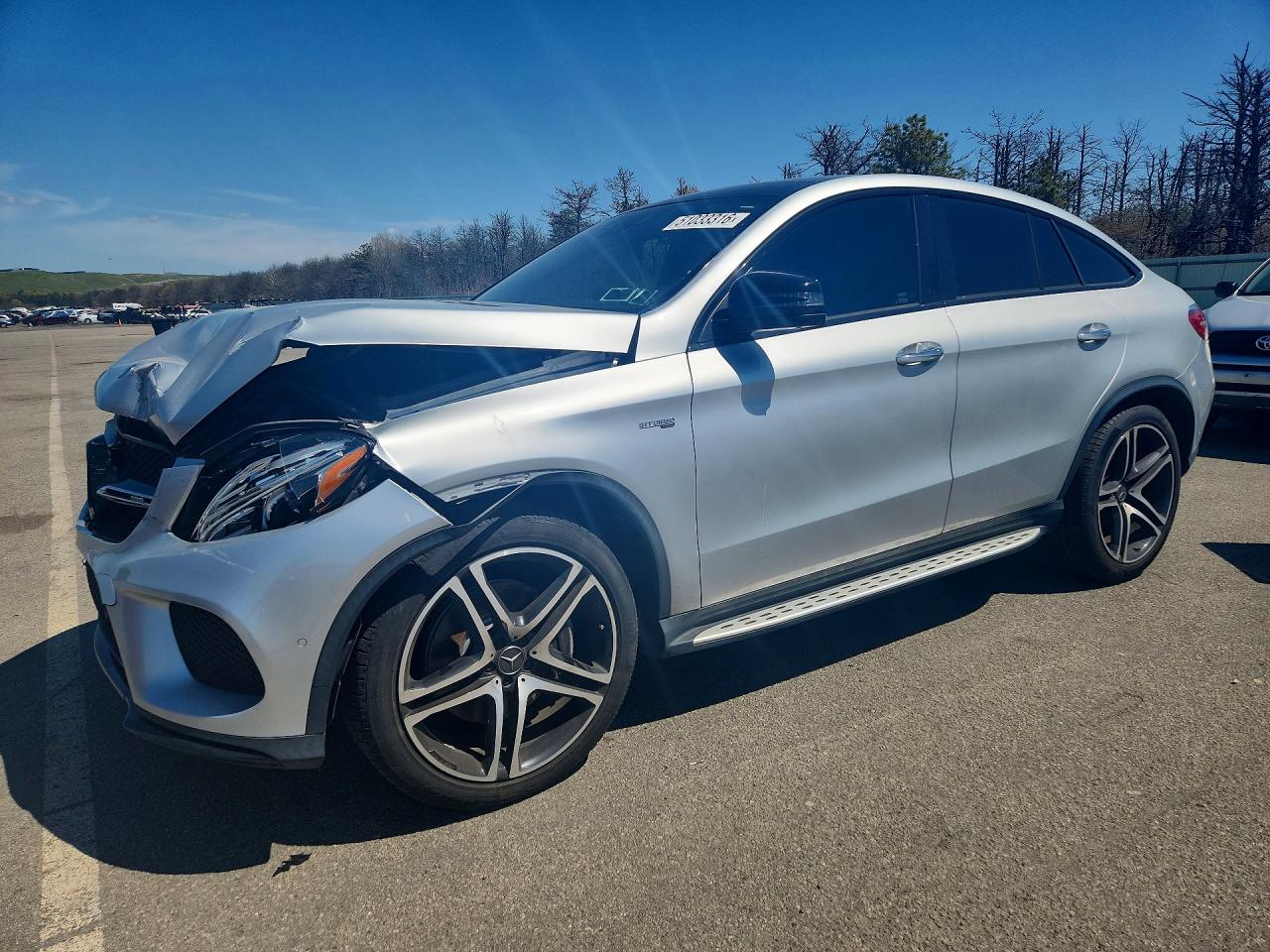 Salvage Mercedes-Benz GLE Image