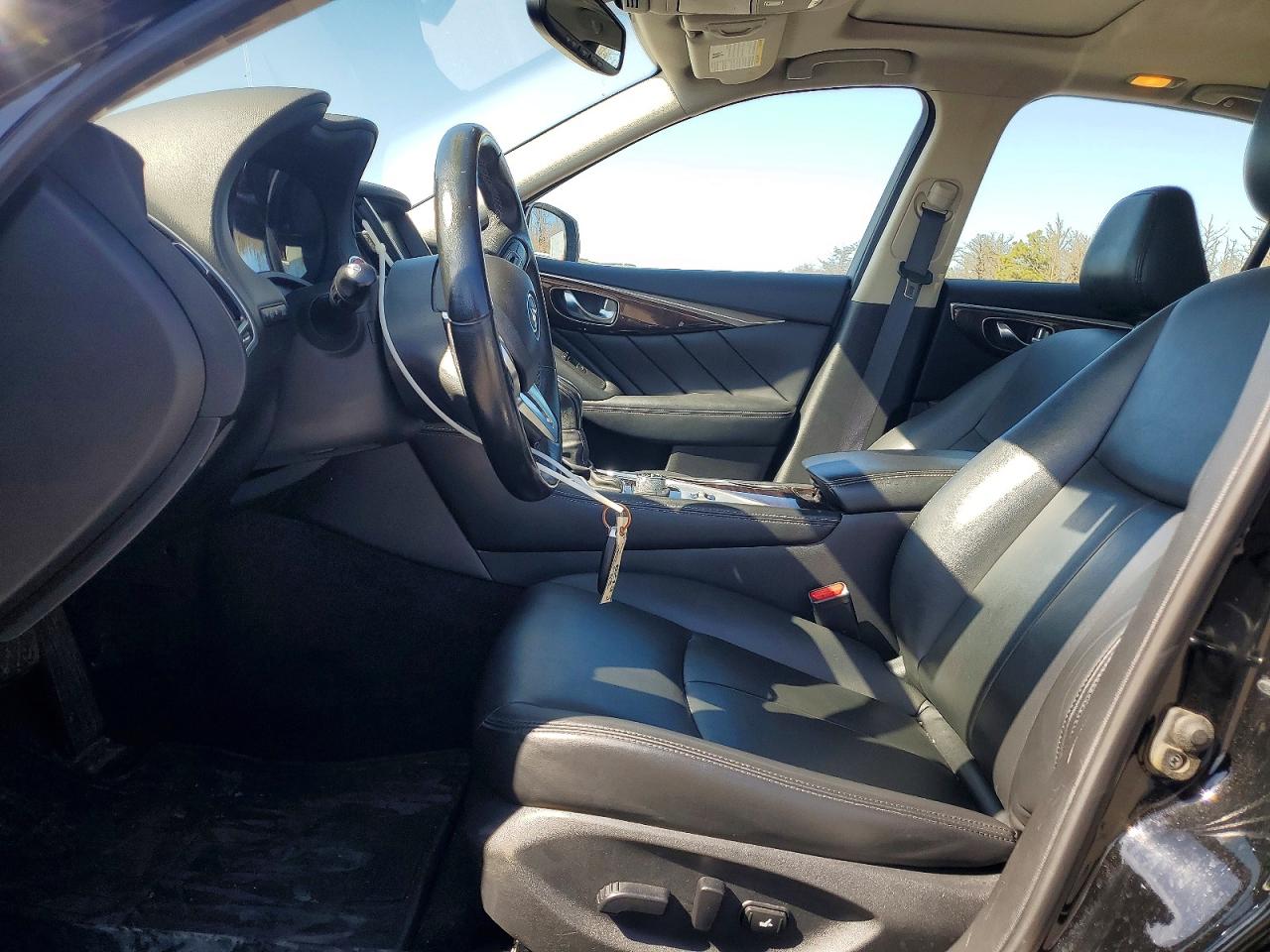 INFINITI Q50 3.0t Luxe