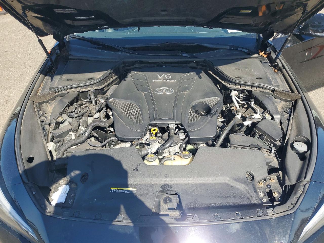 INFINITI Q50 3.0t Luxe