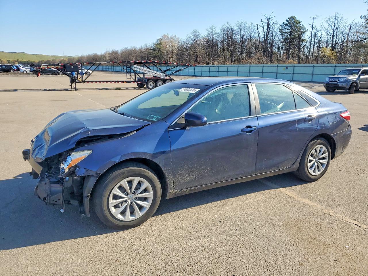 Salvage Toyota Camry Image