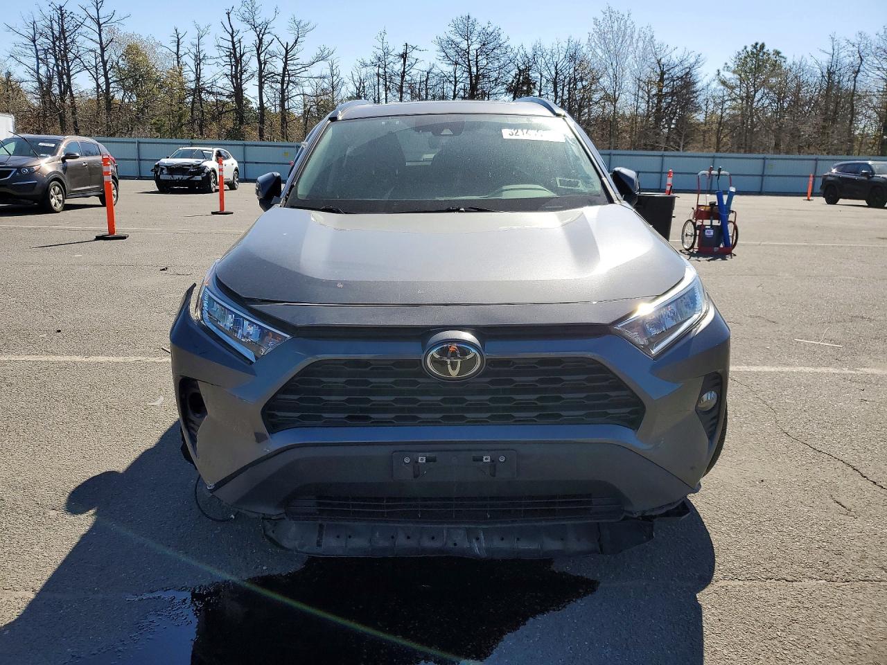Toyota RAV4 Xle Premium