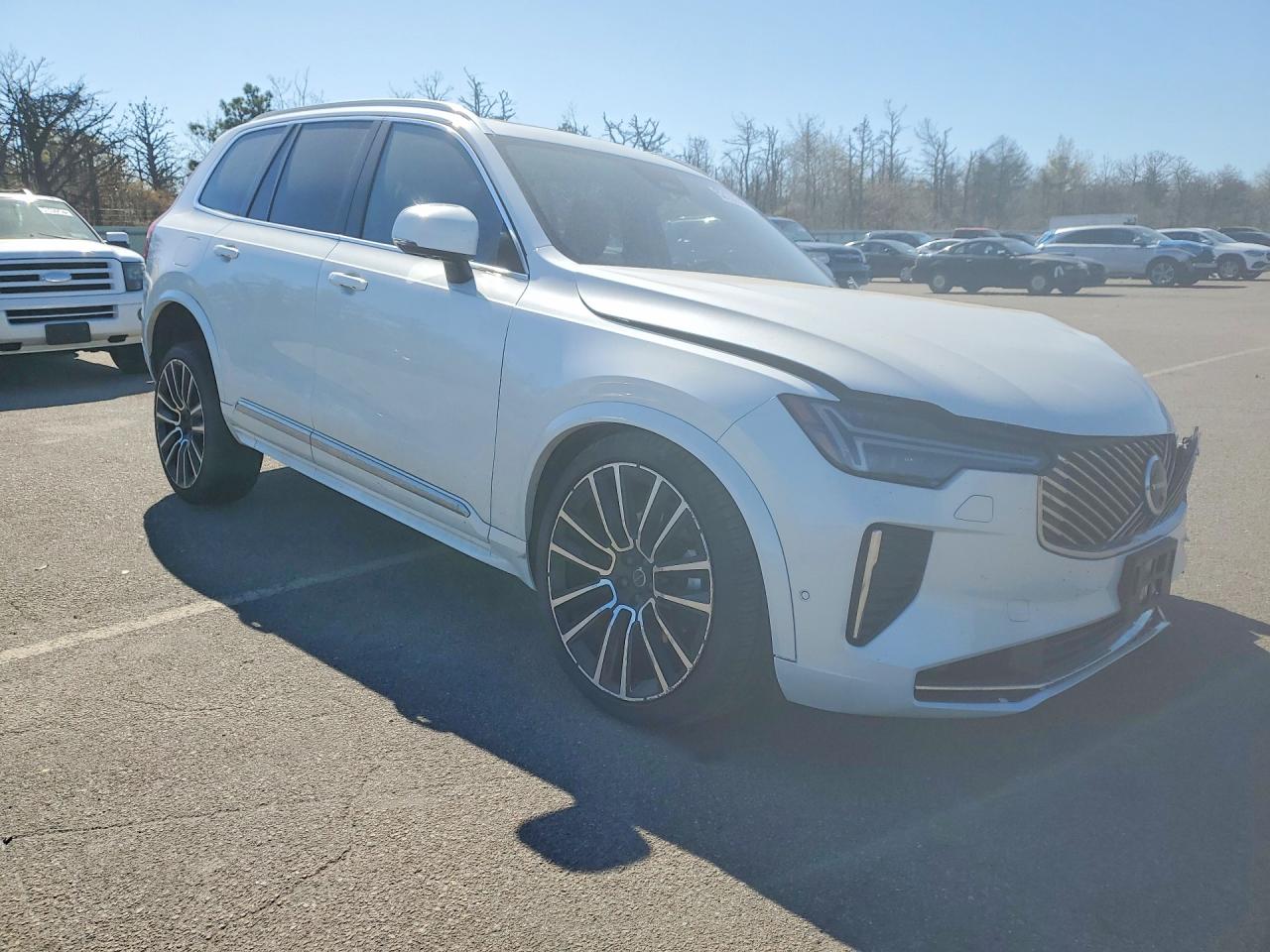 Volvo XC90 Plus