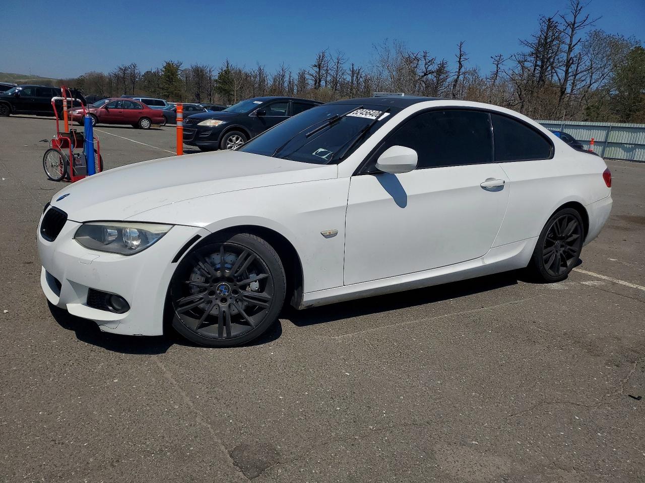 Salvage BMW 3 Series Image