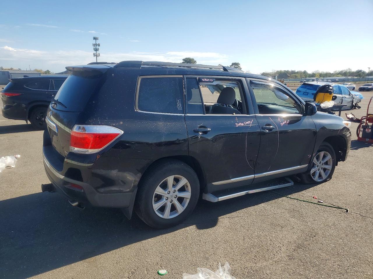 Toyota Highlander Base