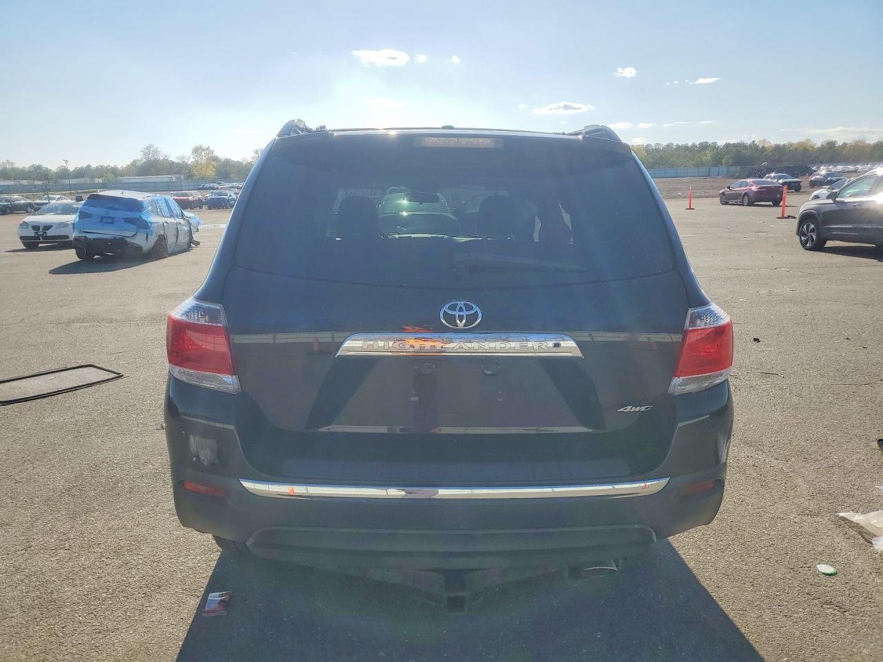 Toyota Highlander Base