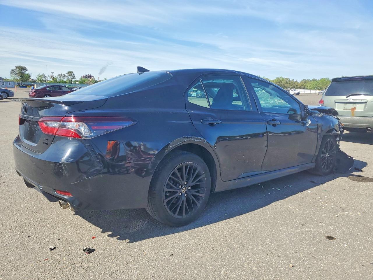 Toyota Camry Se Nightshade