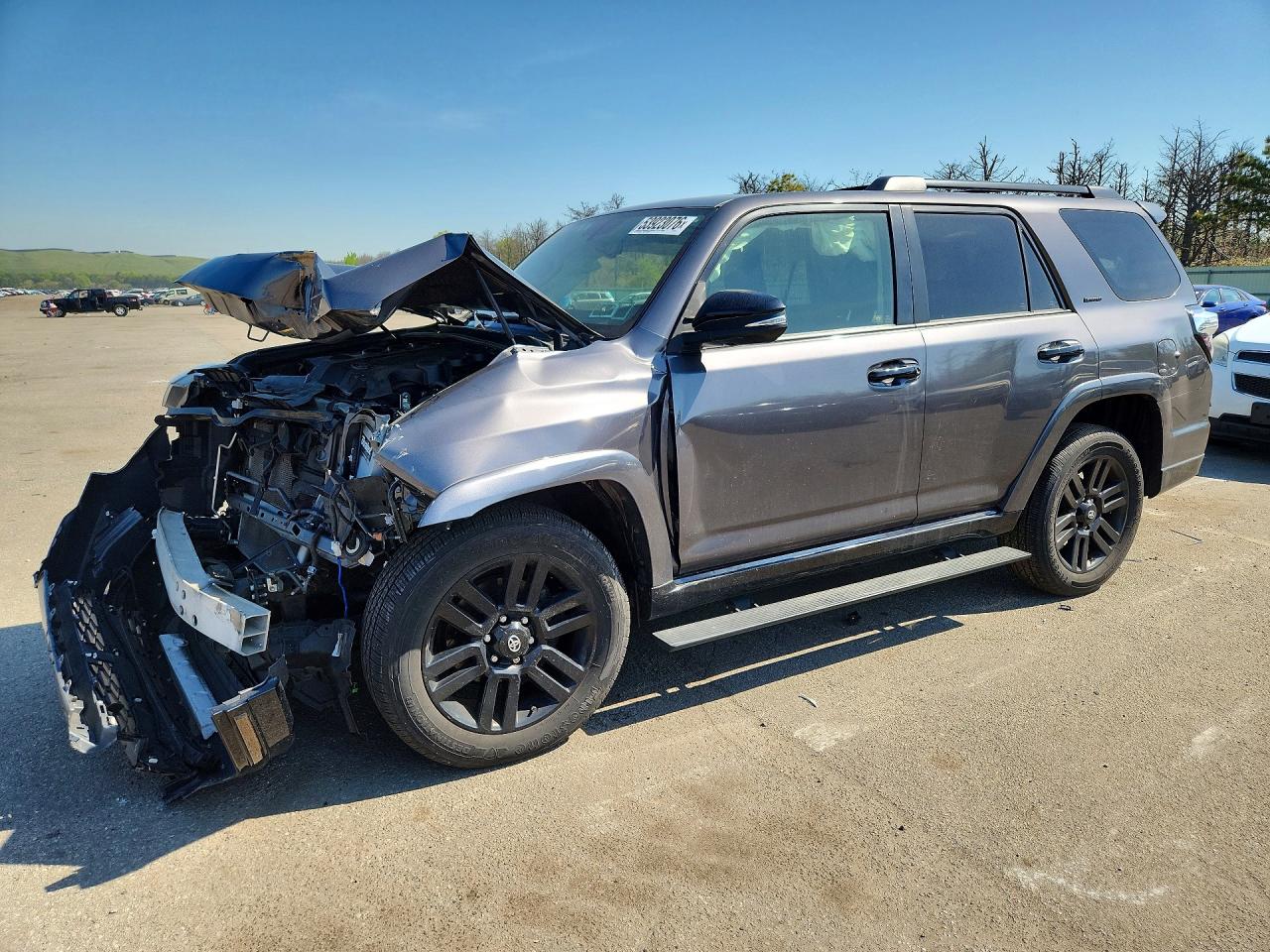 Salvage Toyota 4Runner Image