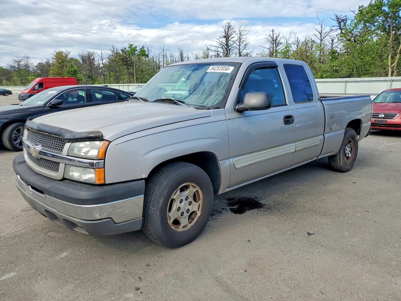 Salvage Chevrolet Silverado Image
