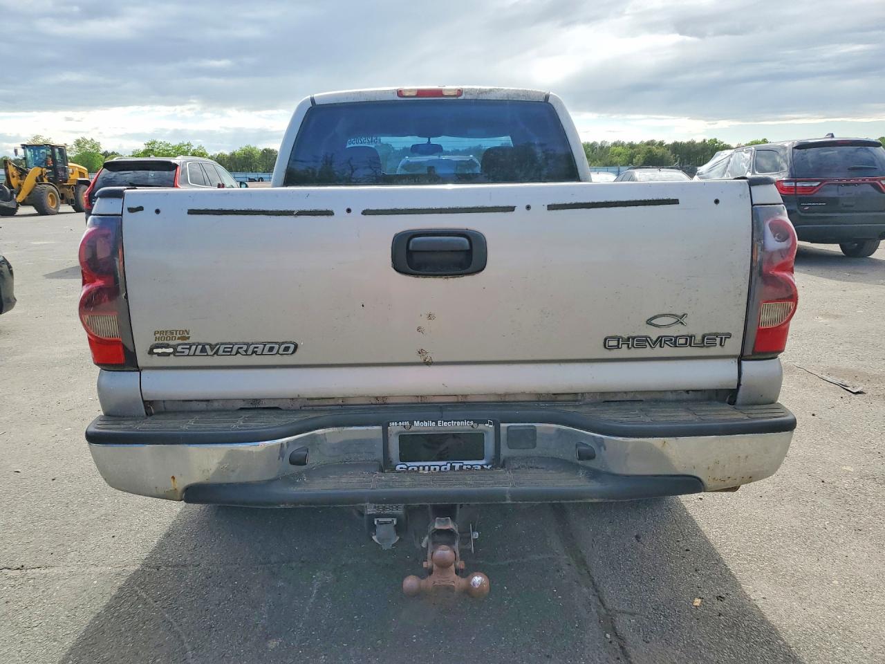 Chevrolet Silverado C1500